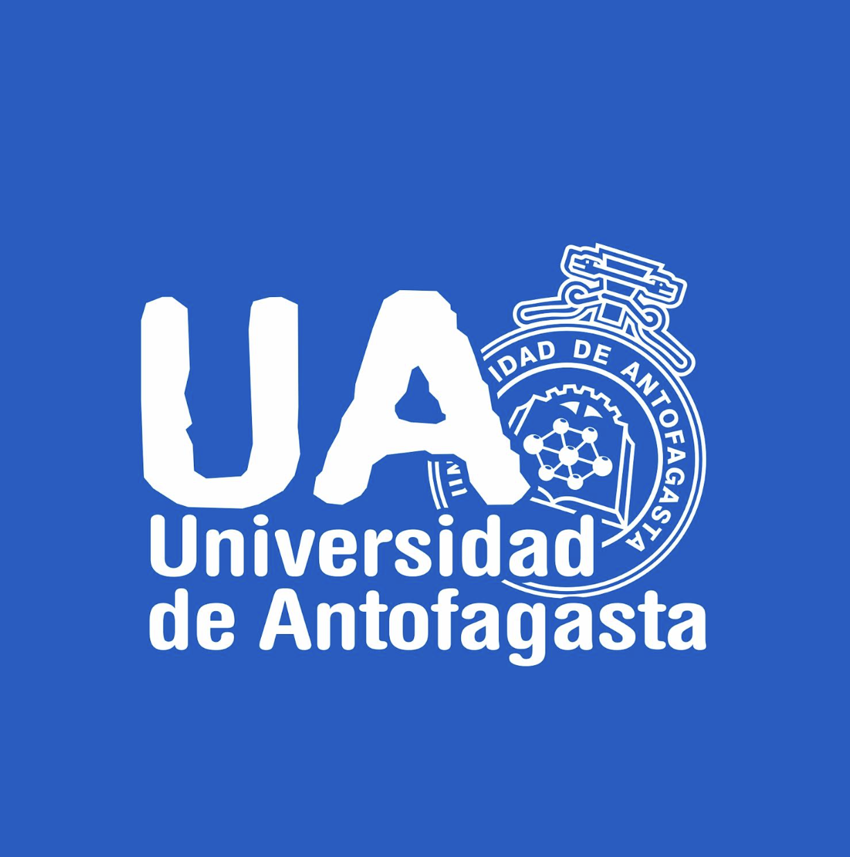 Logo de la Universidad de Antofagasta con fondo azul, que incluye un escudo y el texto 'UA Universidad de Antofagasta' en letras blancas.